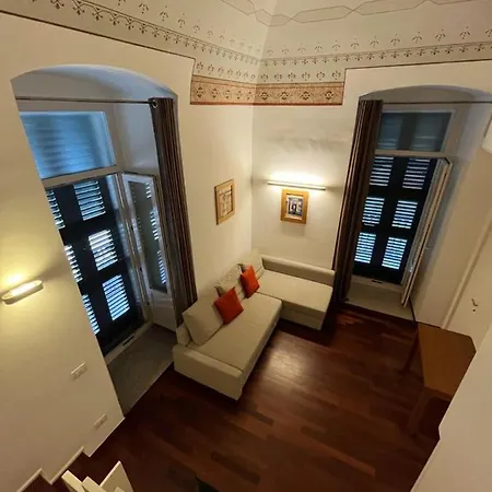 Visconti 89-duplex Apartment