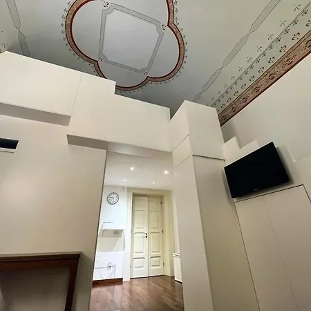 Apartment Visconti 89-duplex Bari