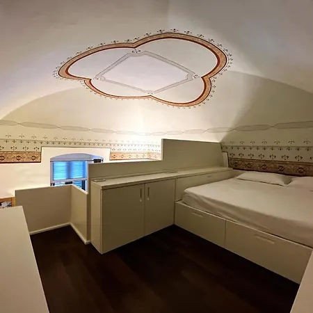 Visconti 89-duplex Apartment *